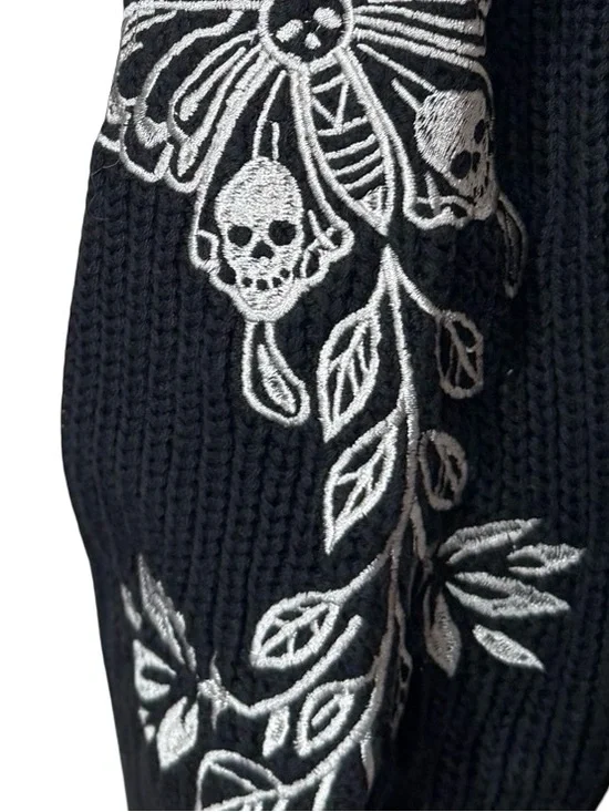 Cosmic Aura Death's-Head Moth Mock Neck Girls Crop Sweater - Picture 5 of 8